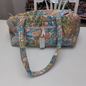 Vera Bradley Medium Duffel Travel Bag Rain Forest Canopy NWT